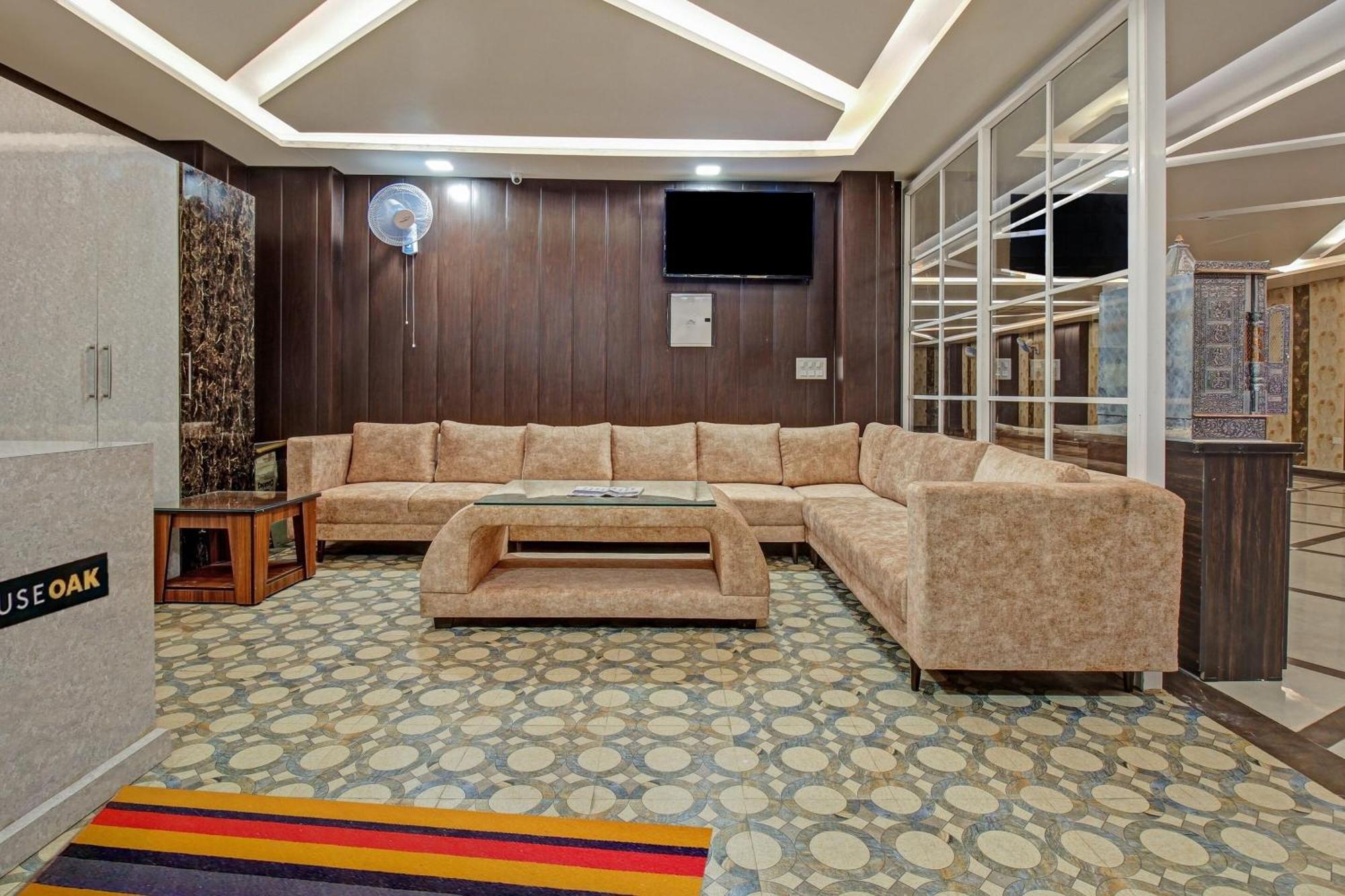 Townhouse Oak Vs Shivanya Lucknow Zewnętrze zdjęcie