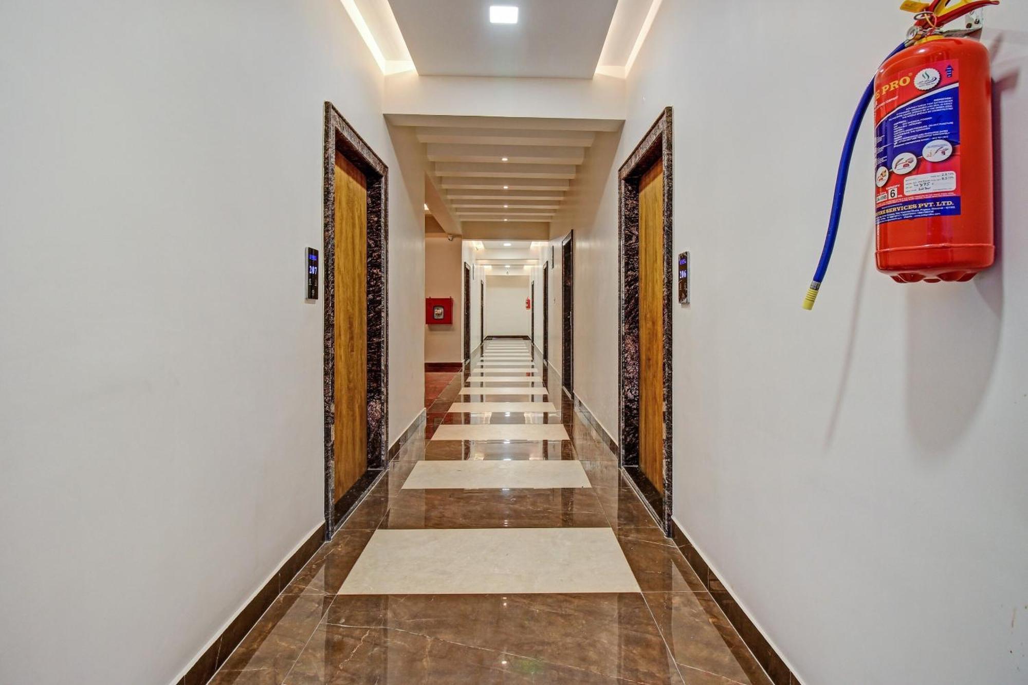 Townhouse Oak Vs Shivanya Lucknow Zewnętrze zdjęcie